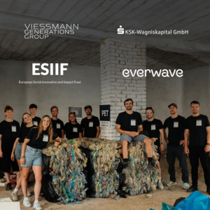 ein Bild des everwaves Team mit Logos der neu gewonennen Partner ein Bild des everwaves Team mit Logos der neu gewonennen Partner